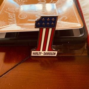 Meet your Posher, Philip